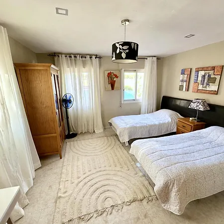 Bonito En Benidorm, Negocios, Estudios, Salud * Бенидорм